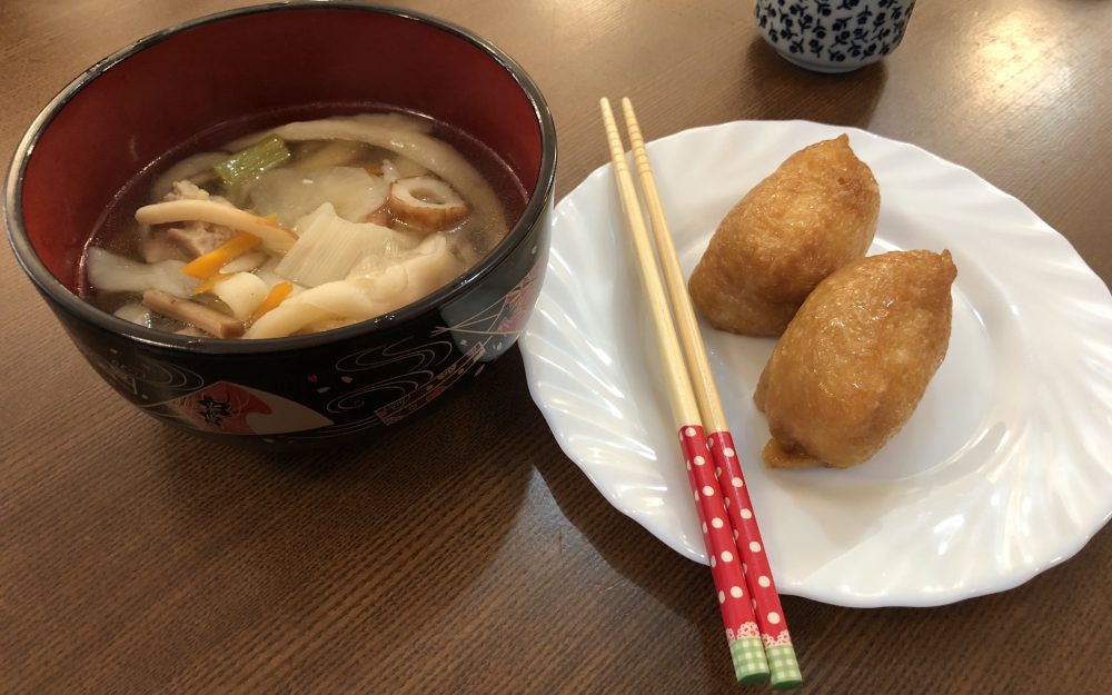 みんなで手打ちうどん作りにチャレンジ!!