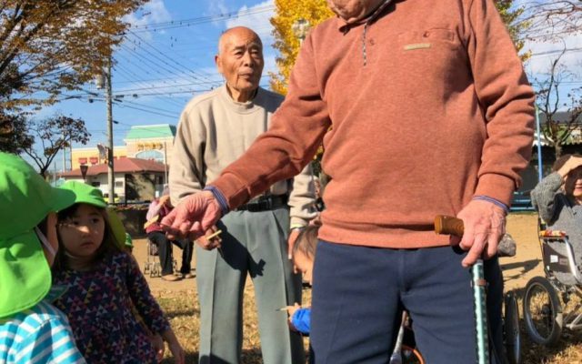 竹とんぼ&紙ひこうきで遊ぼう会♫